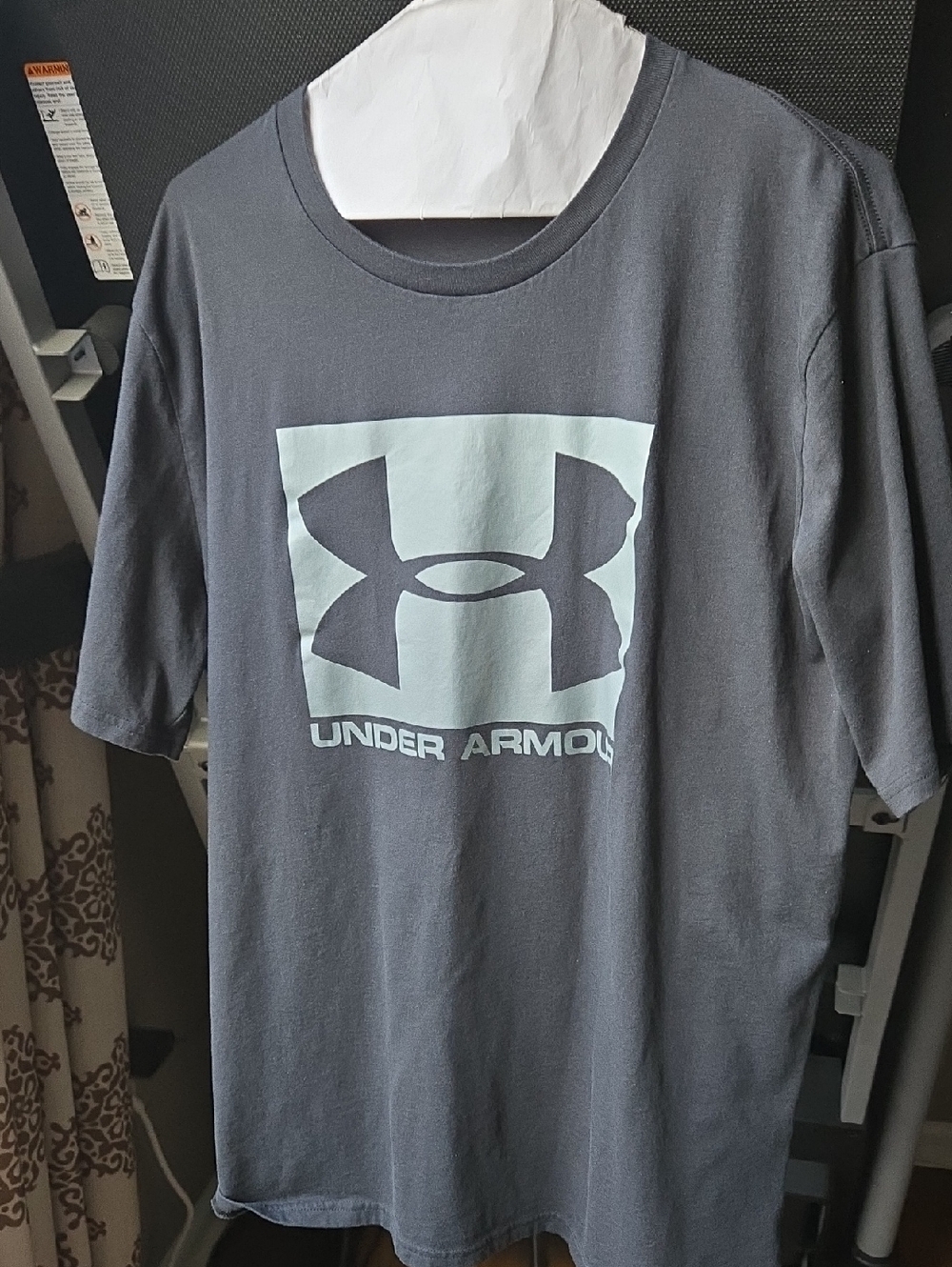 Under Armor Men's Tshirt